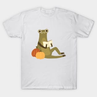 Cute frog reading a book Pumpkin version T-Shirt